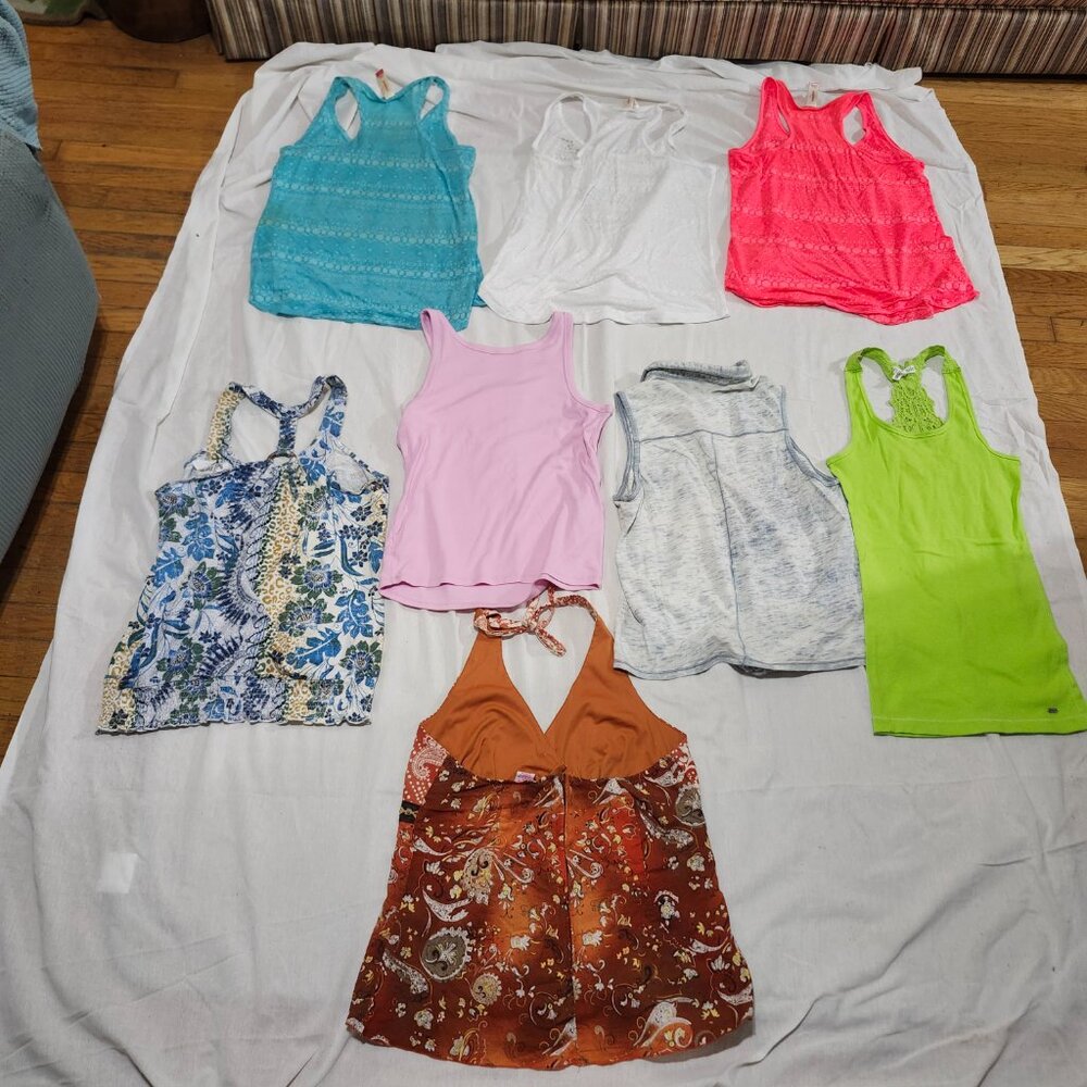 Various brands womans summer tops total 8  size junior Large - Picture 2 of 8